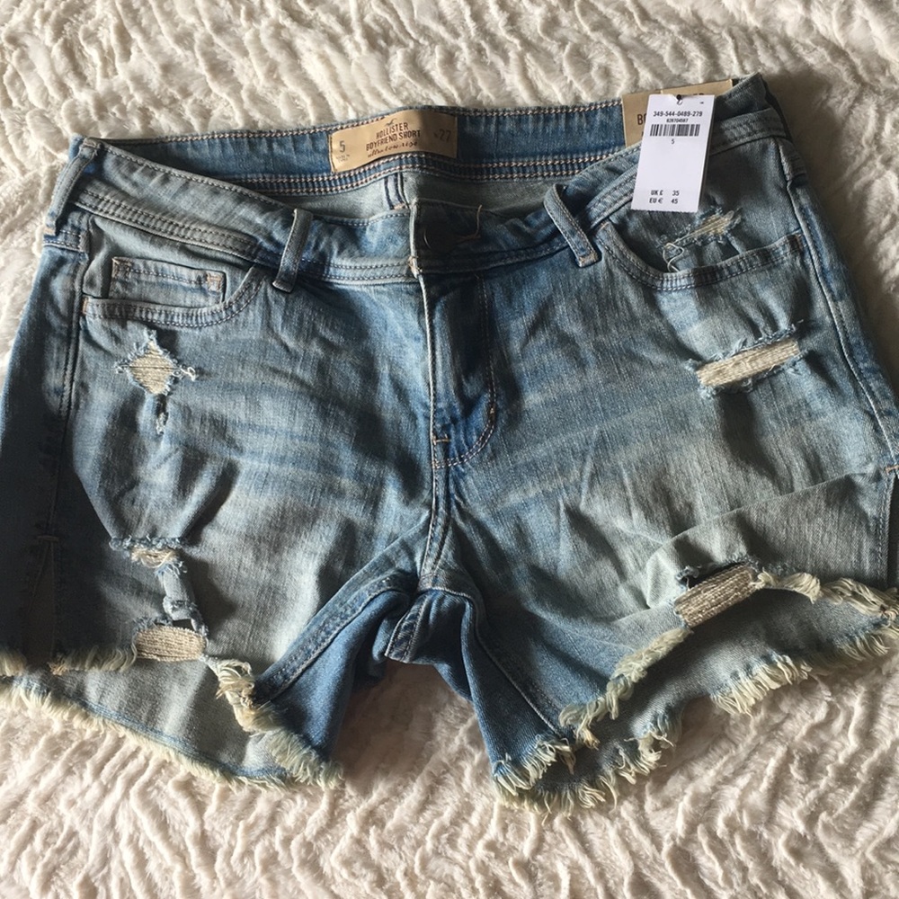 Hollister Boyfriend Short